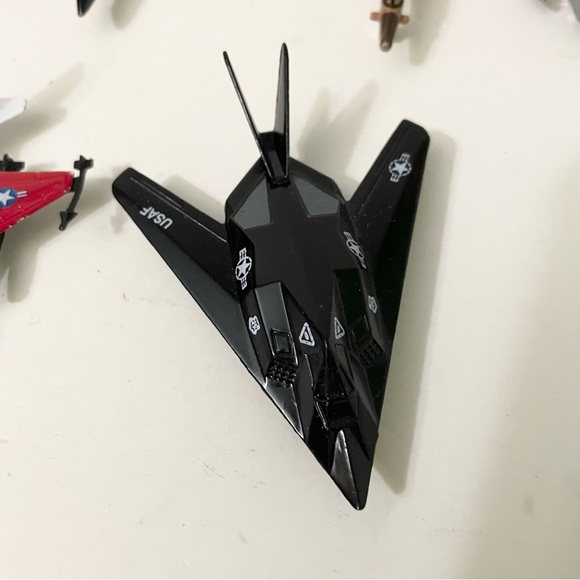 Lot of 6 Aircrafts F-117A Stealth Fighter F-16 Fighter Jet - Picture 2 of 14